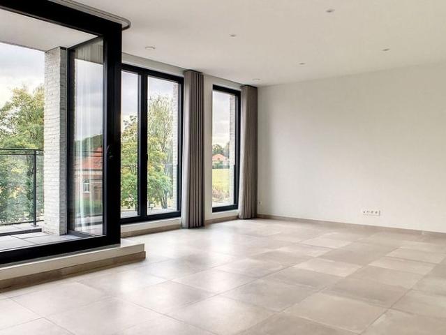 Appartement te huur in Kraainem voor € 1.495 met 2 slaapkamers