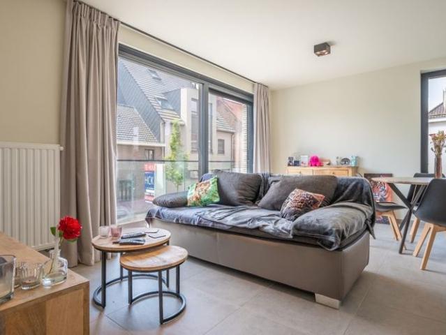 Appartement te huur in Kruishoutem voor € 695 met 1 slaapkamer