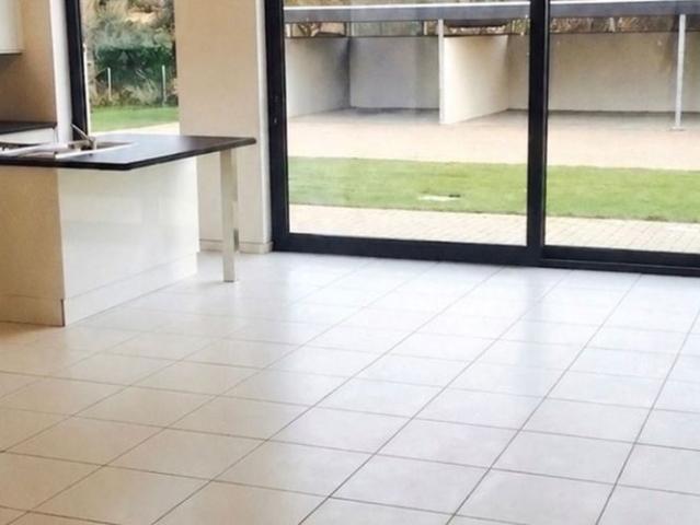 Appartement te huur in Rekem voor € 925 met 2 slaapkamers