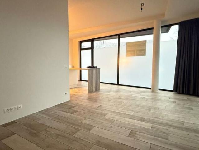 Appartement te huur in Roeselare voor € 635 met 1 slaapkamer