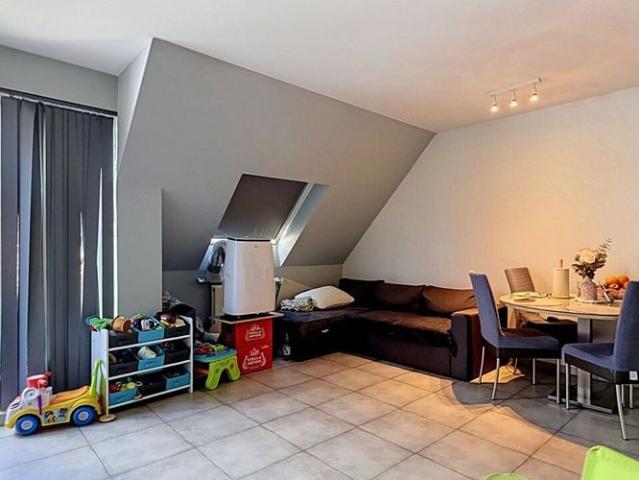Appartement te huur in Roeselare voor € 705 met 1 slaapkamer