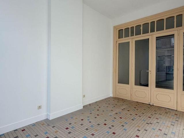 Appartement te huur in Ronse voor € 725 met 1 slaapkamer