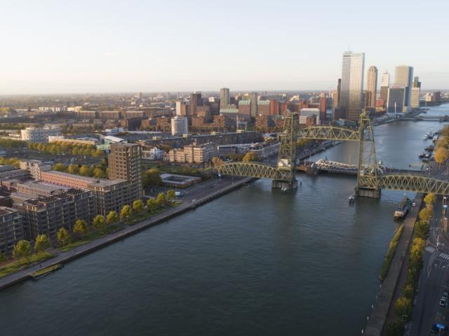 Portiekflat appartement met open portiek te huur in Rotterdam