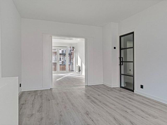 Tussenverdieping appartement te huur in Rotterdam