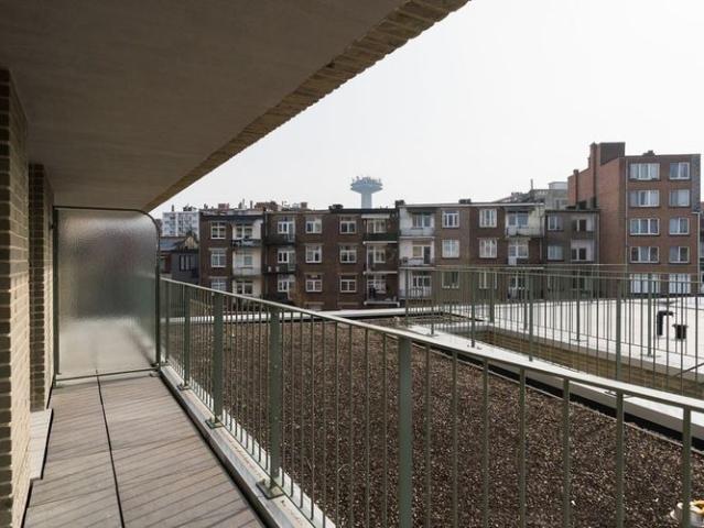 Appartement te huur in Schaarbeek voor € 1.650 met 3 slaapkamers