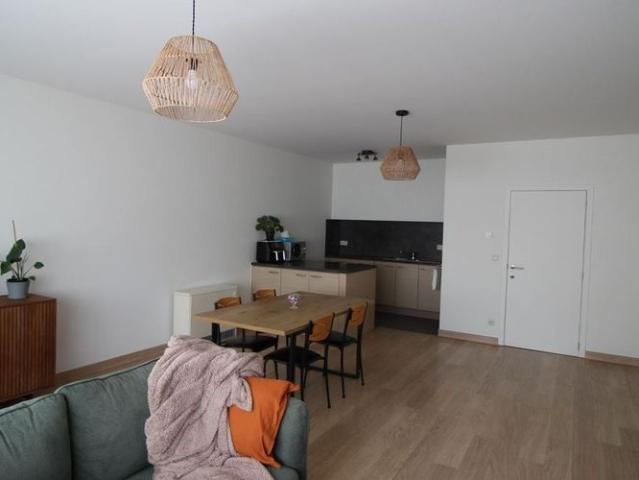Appartement te huur in Sint Joris voor € 735 met 2 slaapkamers
