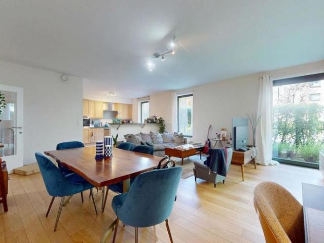 Appartement te huur in Sint Lambrechts Woluwe voor € 1.700 met 2 slaapkamers