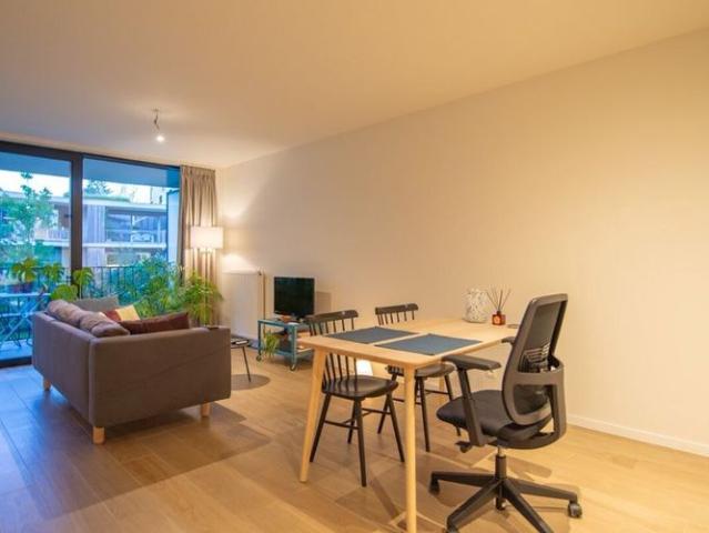 Appartement te huur in Sint Michiels voor € 900 met 1 slaapkamer