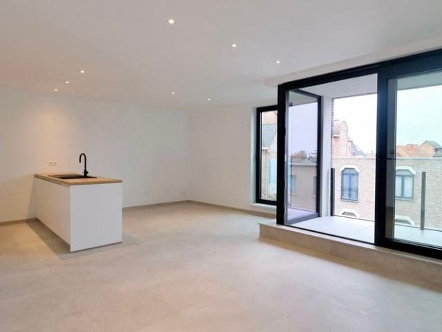 Appartement te huur in Sint Niklaas voor € 940 met 2 slaapkamers