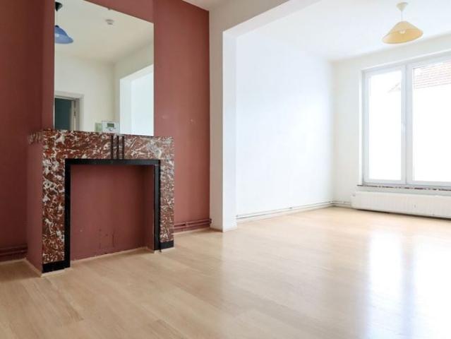 Appartement te huur in Tournai voor € 720 met 2 slaapkamers