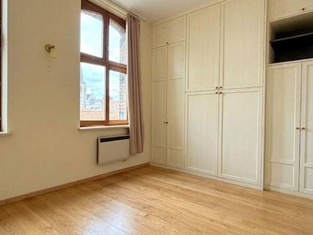Appartement te huur in Tournai voor € 900 met 2 slaapkamers
