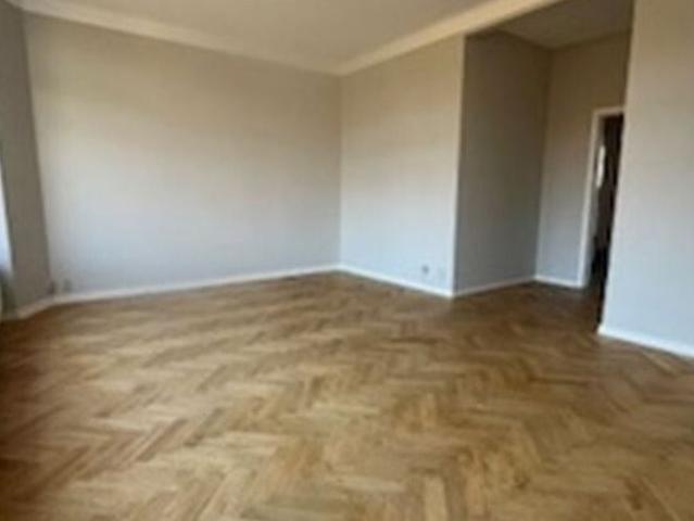 Appartement te huur in Ukkel voor € 1.200 met 1 slaapkamer