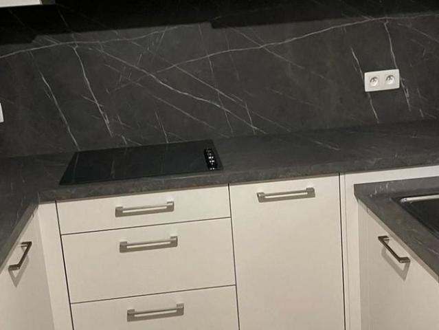Appartement te huur in Veldwezelt voor € 895 met 2 slaapkamers
