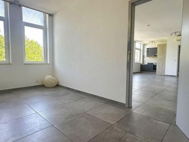Appartement te huur in Verviers voor € 550 met 1 slaapkamer