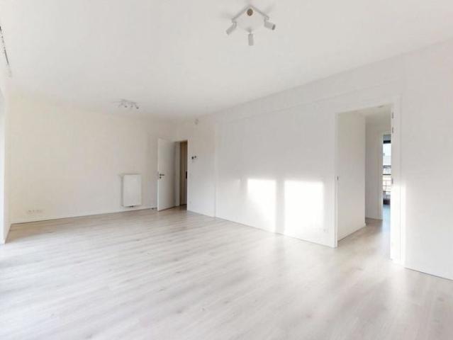 Appartement te huur in Vorst voor € 1.450 met 3 slaapkamers