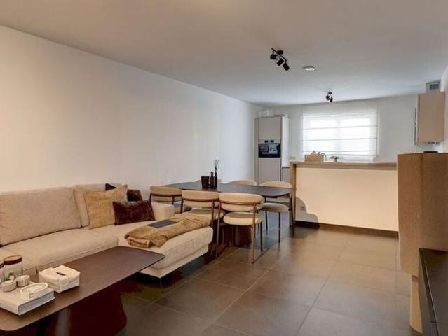 Appartement te huur in Willebroek voor € 900 met 2 slaapkamers
