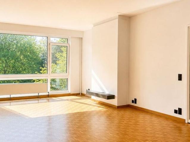 Appartement te huur in Wilrijk voor € 1.400 met 3 slaapkamers