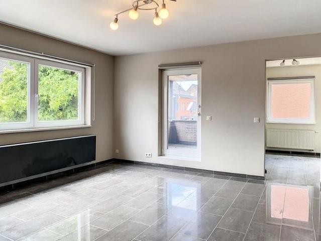 Appartement te huur in Zelzate voor € 825 met 3 slaapkamers