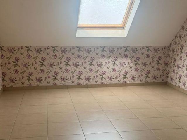 Appartement te huur in Zonhoven voor € 890 met 1 slaapkamer