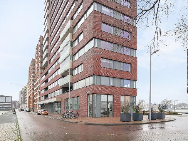 Appartement te huur Lloydkade in Rotterdam voor € 2.375