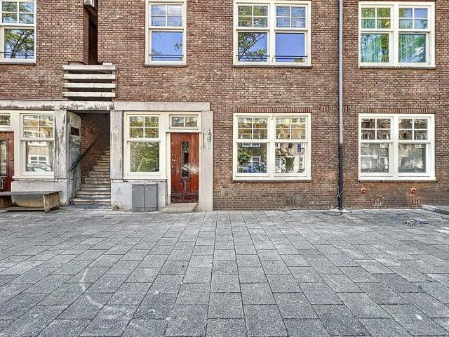 Appartement te huur Paramaribostraat 149 in Amsterdam voor € 2.200