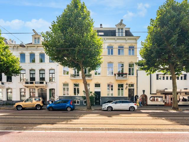 Appartement te huur Plantage Middenlaan 8 E in Amsterdam voor € 12.500