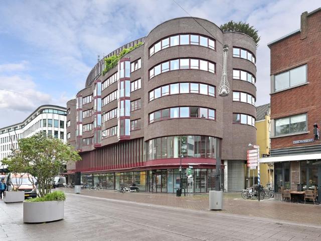 Appartement te huur Raamstraat in Den Haag voor € 2.750
