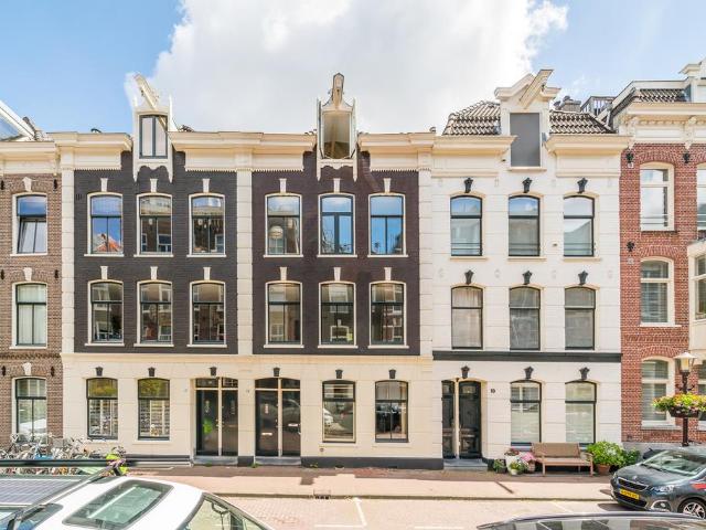 Appartement te huur Reyer Anslostraat 17 2 in Amsterdam voor € 3.250