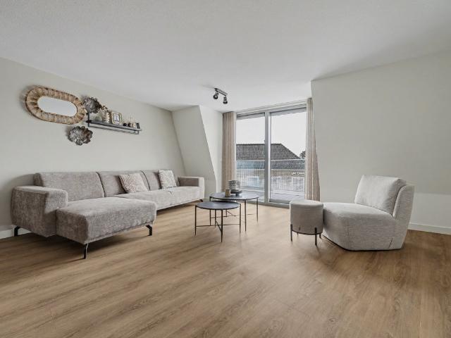 Appartement te huur Stationsweg 5 e in Sliedrecht voor € 2.999