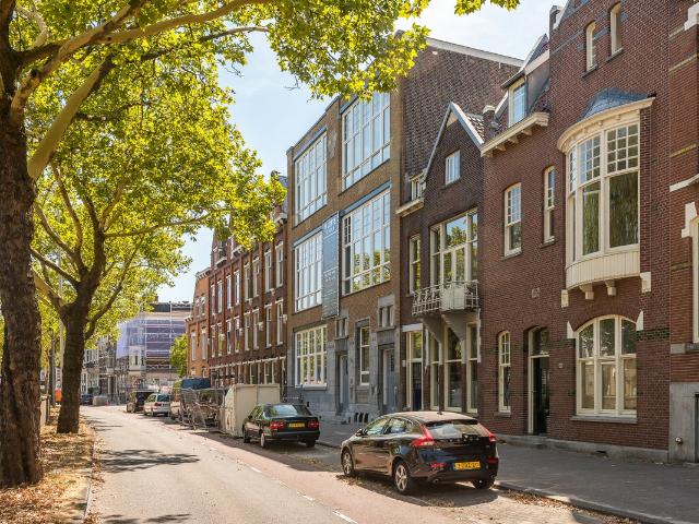 Appartement te huur 's Gravendijkwal 73 J in Rotterdam voor € 2.195