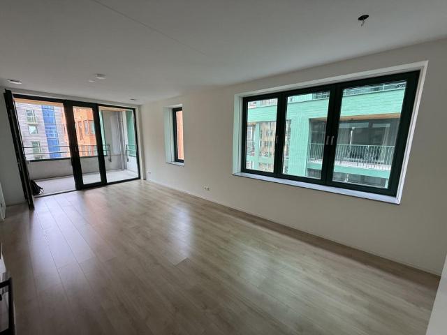 Appartement te huur Sloterdijk West, Haarlemmerweg in Amsterdam