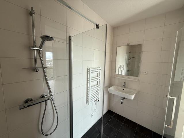 Appartement te huur Sloterdijk West, Haarlemmerweg in Amsterdam