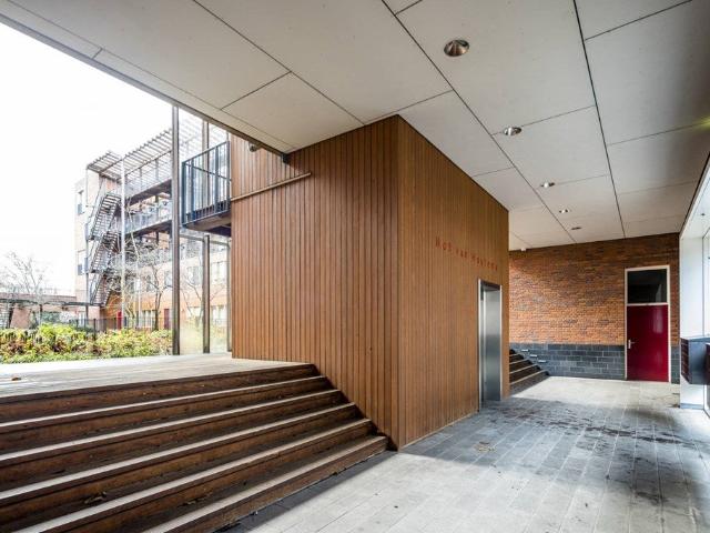 Appartement te huur Theodoor van Hoytemastraat in Amsterdam voor € 2.200