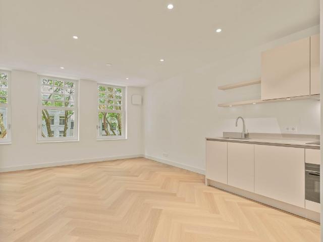 Appartement te huur Thorbeckeplein in Amsterdam voor € 2.850