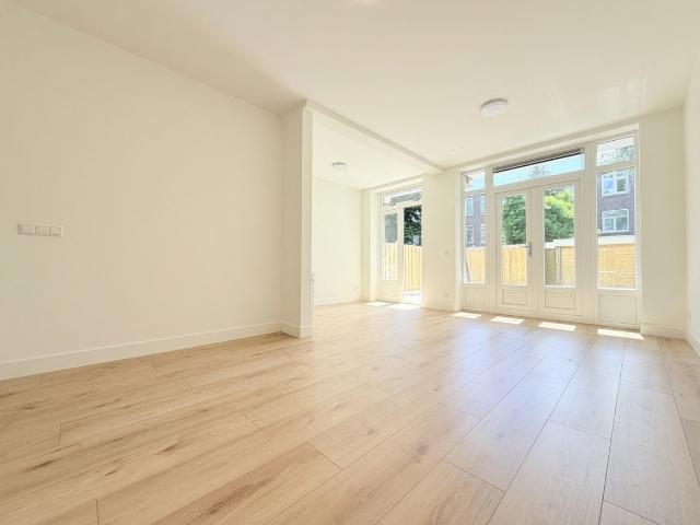 Appartement te huur Troelstrakade 253 in Den Haag voor € 1.700