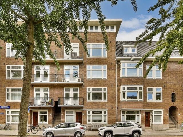 Appartement te huur Uiterwaardenstraat 406 3 in Amsterdam voor € 2.600