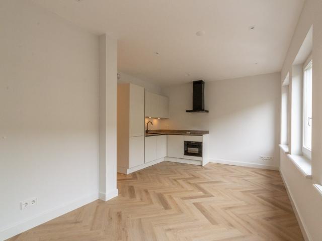 Appartement te huur Van Galenbuurt, John Franklinstraat in Amsterdam