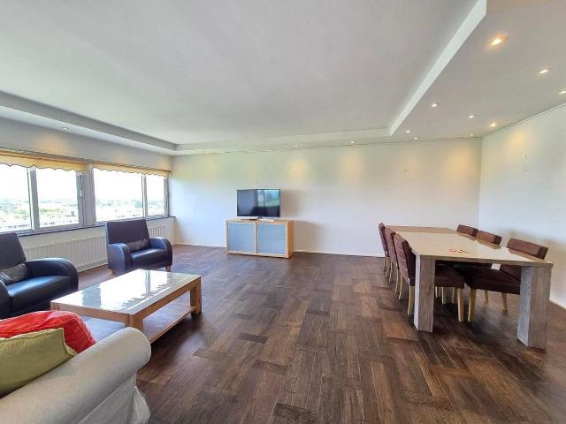 Appartement te huur Van Leijenberghlaan in Amsterdam voor € 3.000