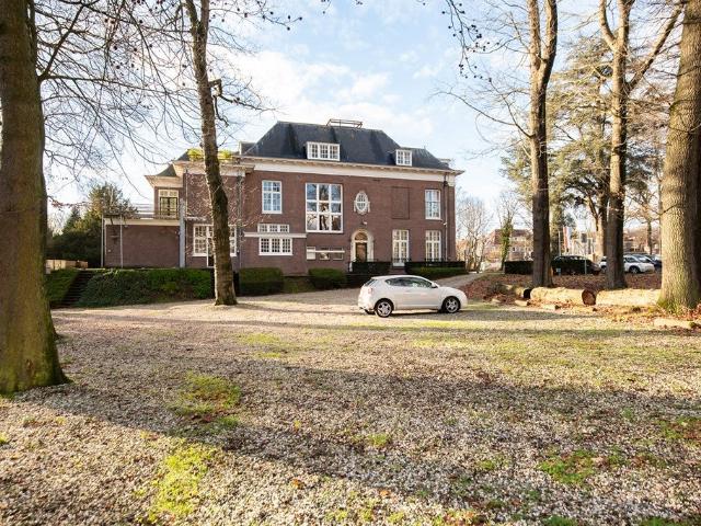 Appartement te huur Velperweg 168 4 in Arnhem voor € 2.650