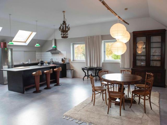 Appartement te huur voor 1350 euro met 2 slaapkamers