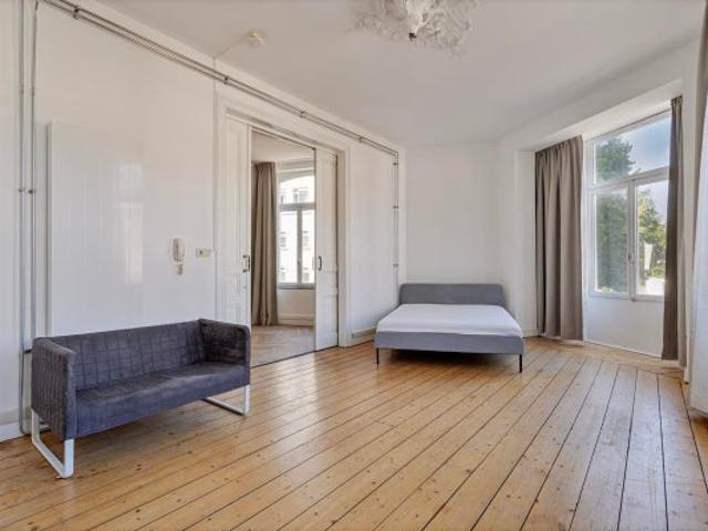Appartement te huur Volksplein in Maastricht voor € 1.550