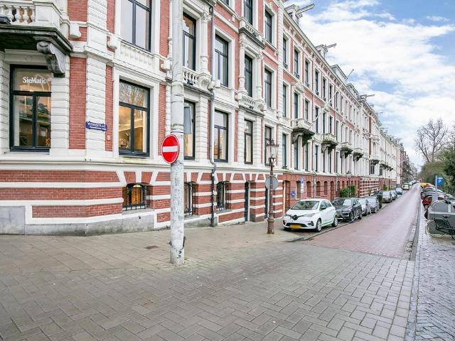 Appartement te huur Vossiusstraat 7 in Amsterdam voor € 3.500