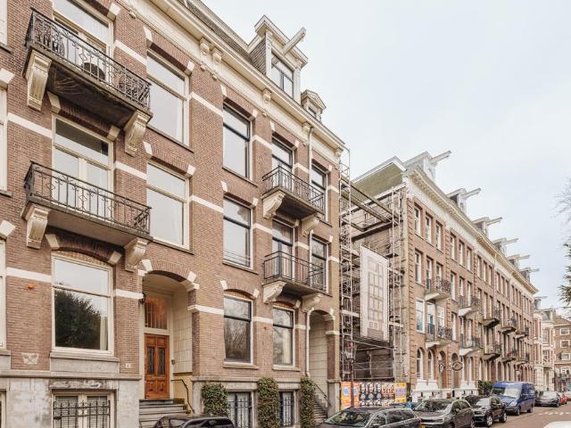 Te huur: Appartement Vossiusstraat 44 H in Amsterdam