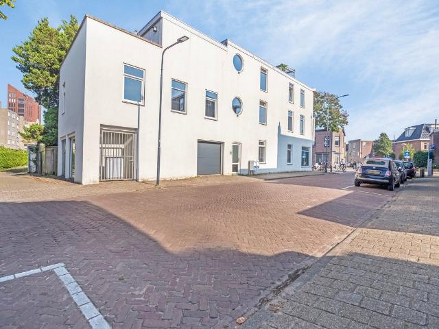 Appartement te huur Vredenburchsingel 56 in Breda voor € 1.675