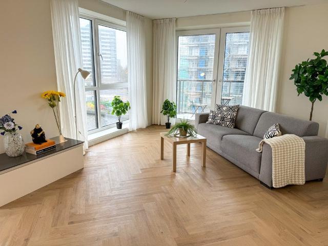 Appartement te huur Waldorpstraat in Den Haag voor € 2.250