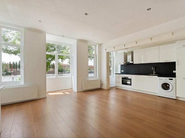 Appartement te huur Weesperzijde 125 1 in Amsterdam voor € 2.500