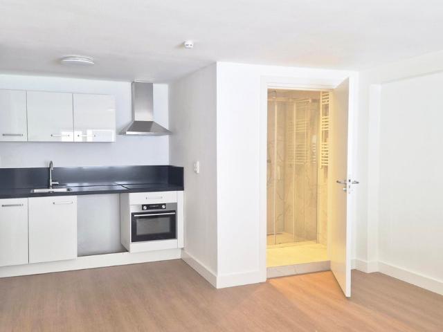 Appartement te huur Westerbaenstraat in Den Haag voor € 979