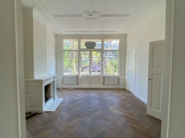 Appartement te huur Willem de Zwijgerlaan 69 in Den Haag voor € 3.700