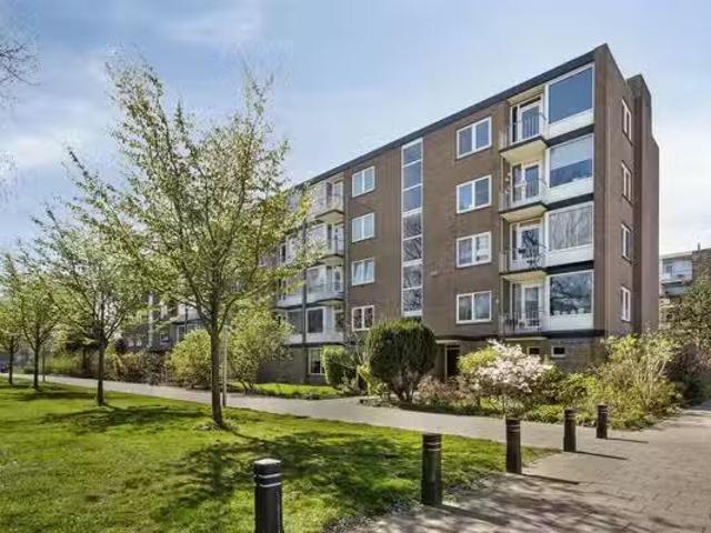 Appartement te koop Maasstraat 36 in Purmerend voor € 300.000