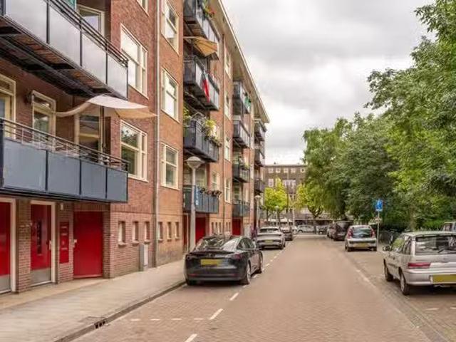 Appartement te koop Merlijnstraat 16 1 in Amsterdam voor € 400.
